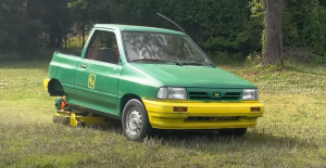 Read more about the article Lawnmower Car Is A Revolutionary Ford Festiva In Disguise
